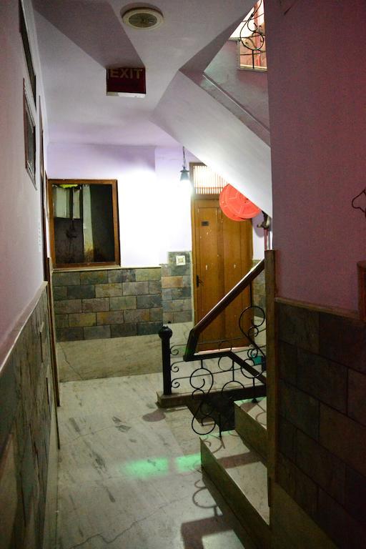 Yes Please Guest House Neu-Delhi Exterior foto